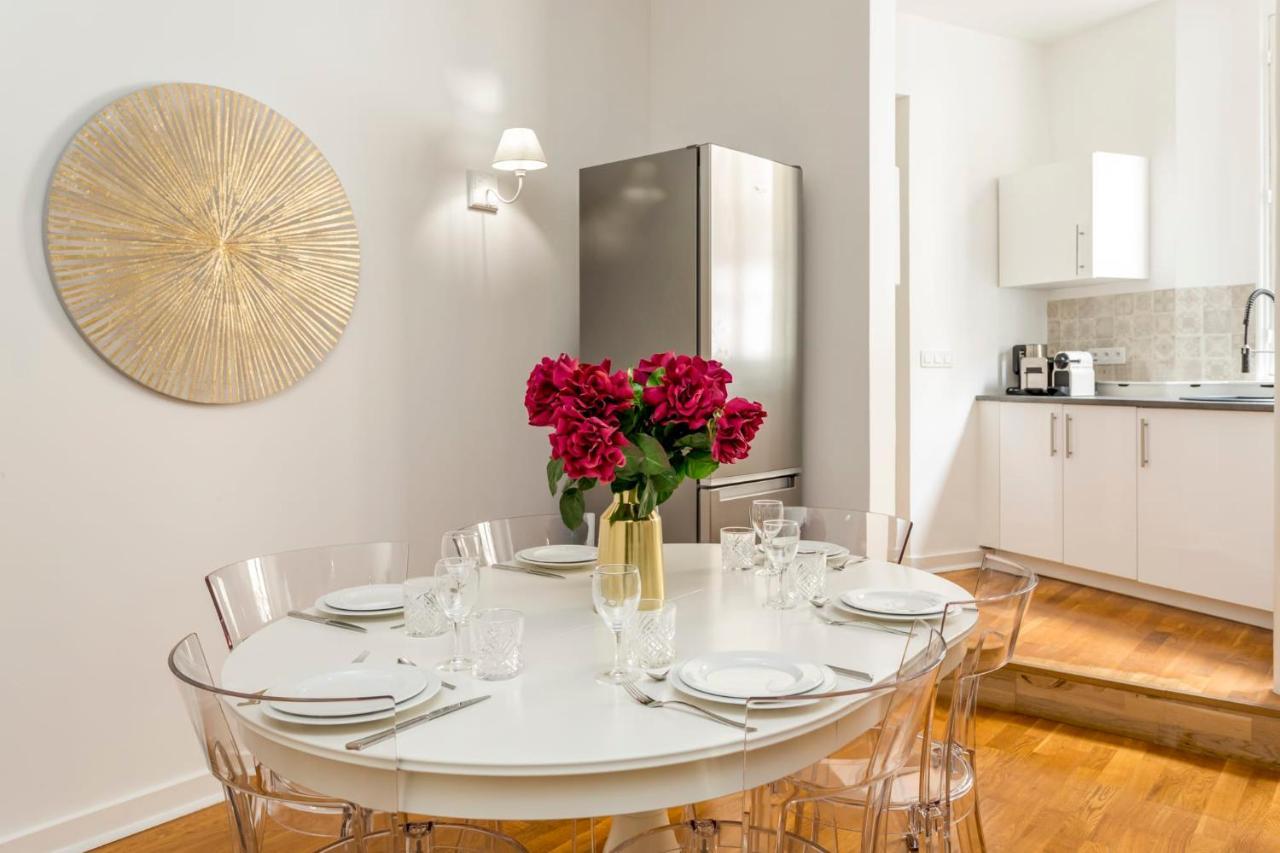 Cozy Apartment - Champs Elysees - Monceau Paris Exteriör bild