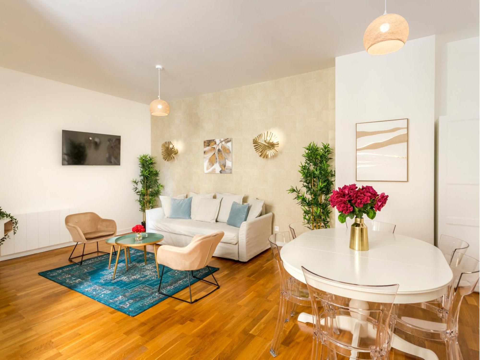 Cozy Apartment - Champs Elysees - Monceau Paris Exteriör bild