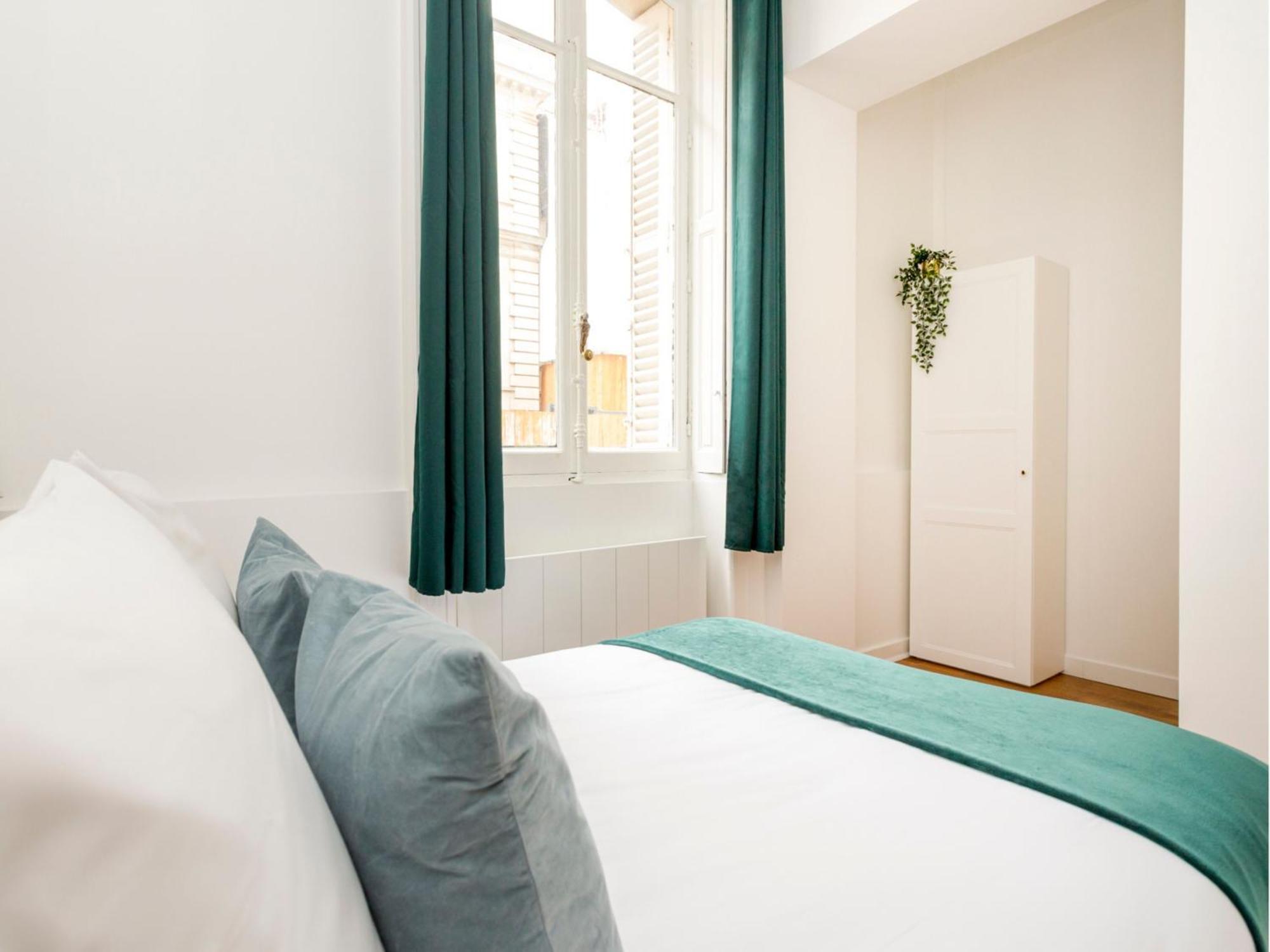 Cozy Apartment - Champs Elysees - Monceau Paris Exteriör bild